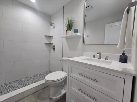 5750 80th Street N St Petersburg FL 33709