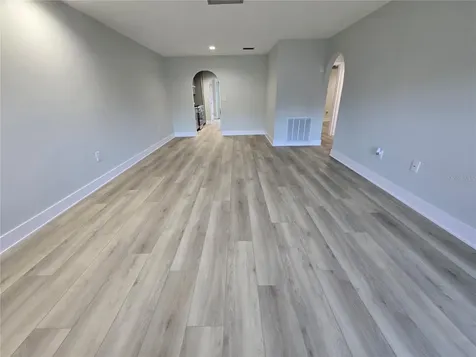 5750 80th Street N St Petersburg FL 33709