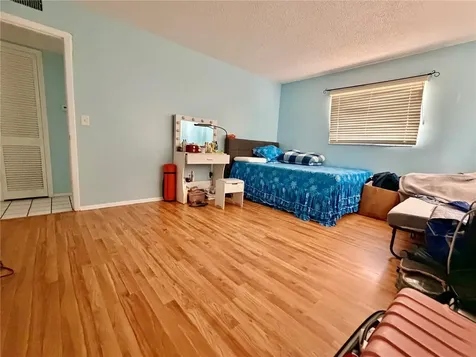 3100 Hartford Street N St Petersburg FL 33713