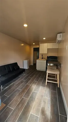 1413 S Warren Avenue Lakeland FL 33803