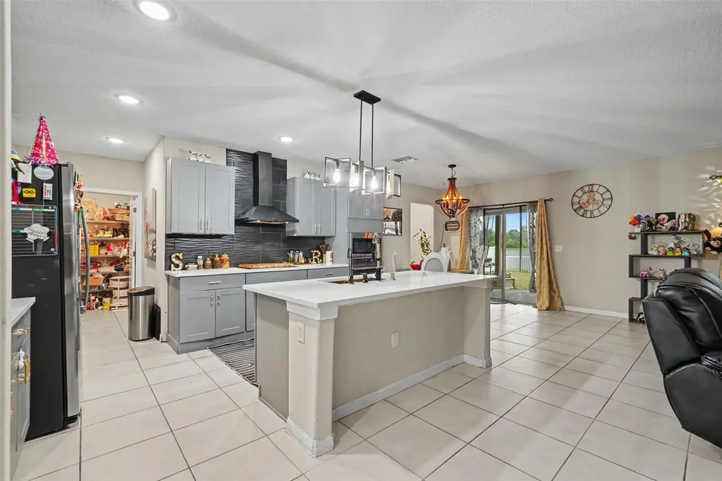 7088 King Creek Drive Sun City Center FL 33573