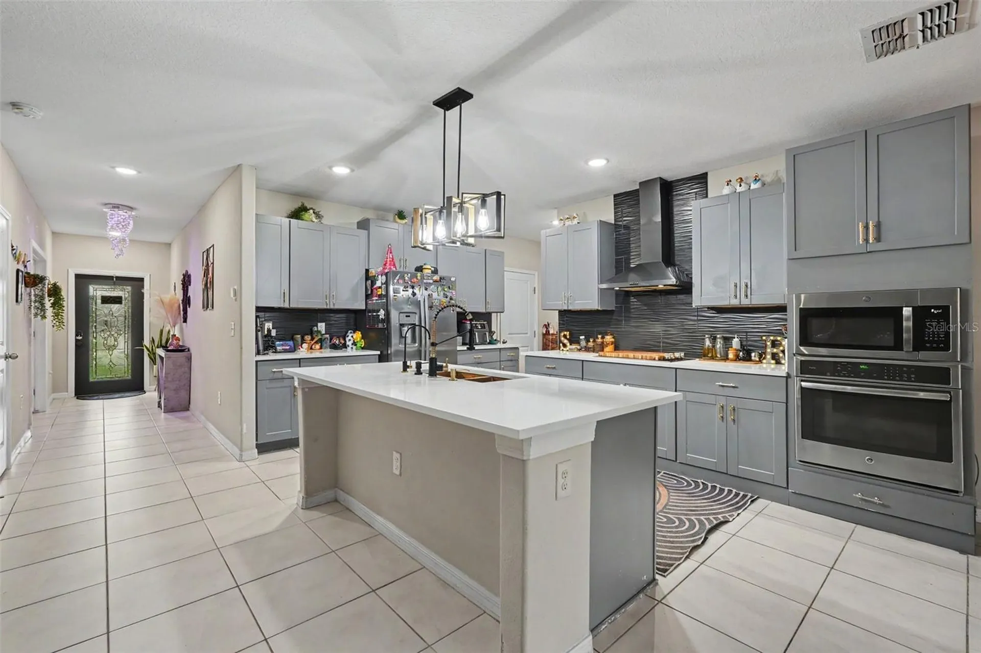 7088 King Creek Drive Sun City Center FL 33573