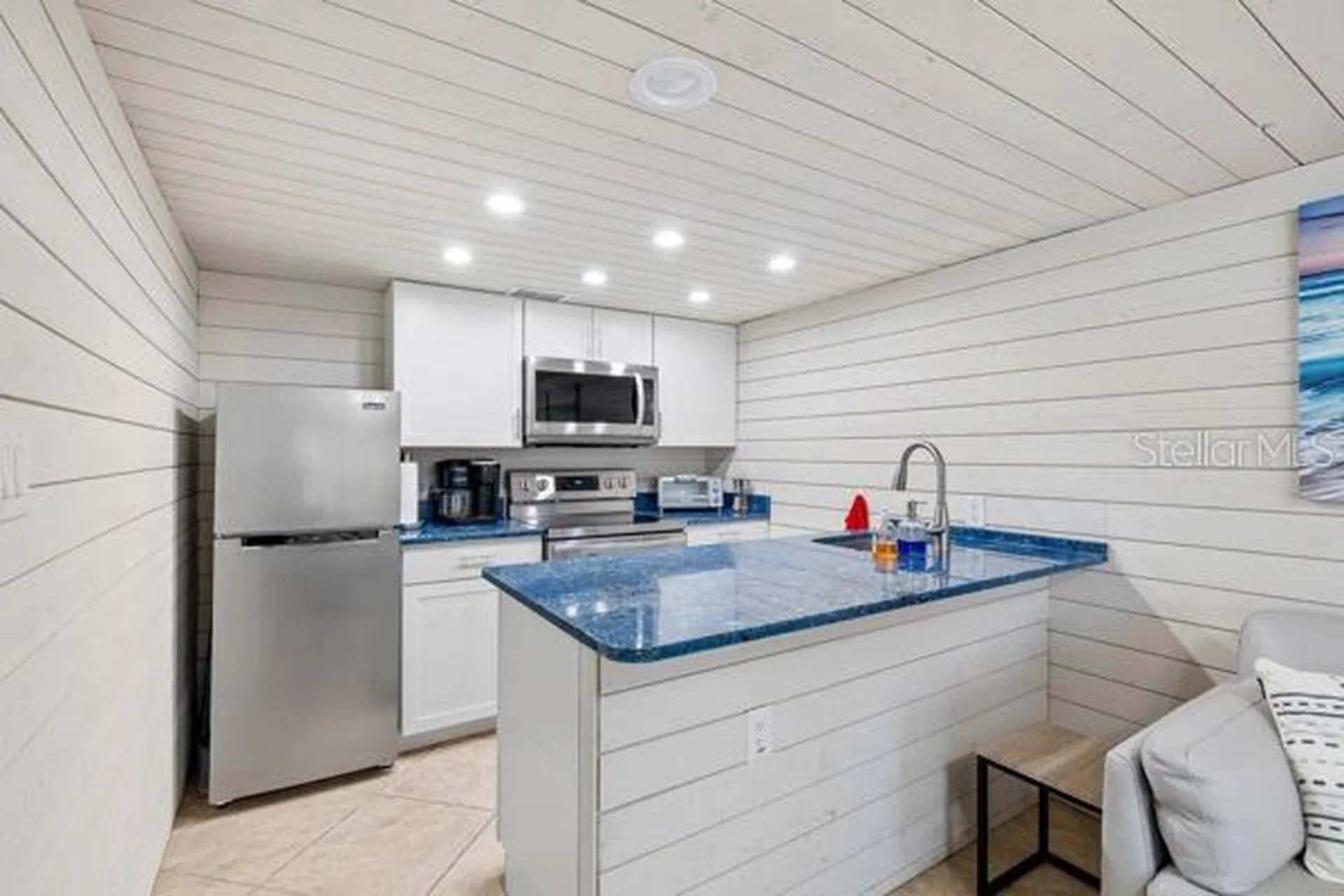 5043 N Beach Road Englewood FL 34223