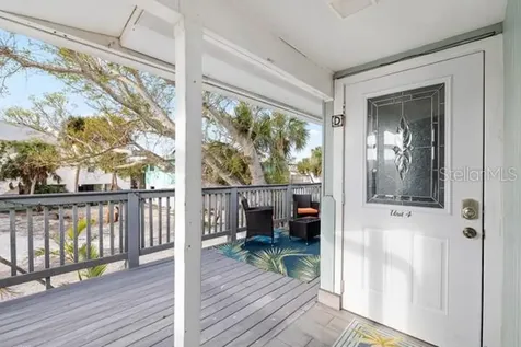 5043 N Beach Road Englewood FL 34223