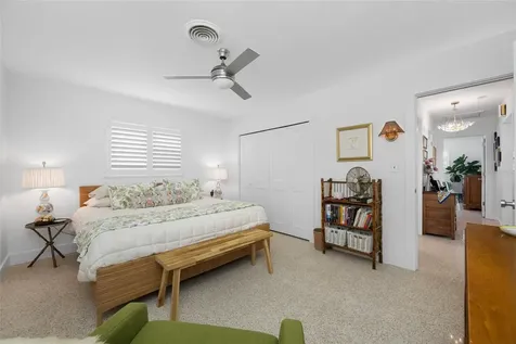 560 79th Street S St Petersburg FL 33707