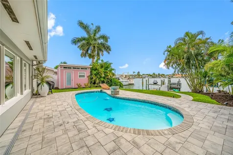 560 79th Street S St Petersburg FL 33707