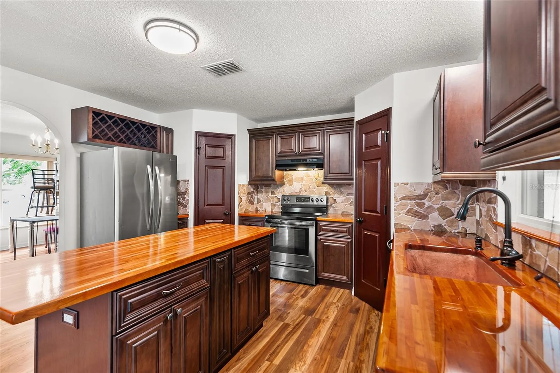803 Mountbatten Lane Kissimmee FL 34758