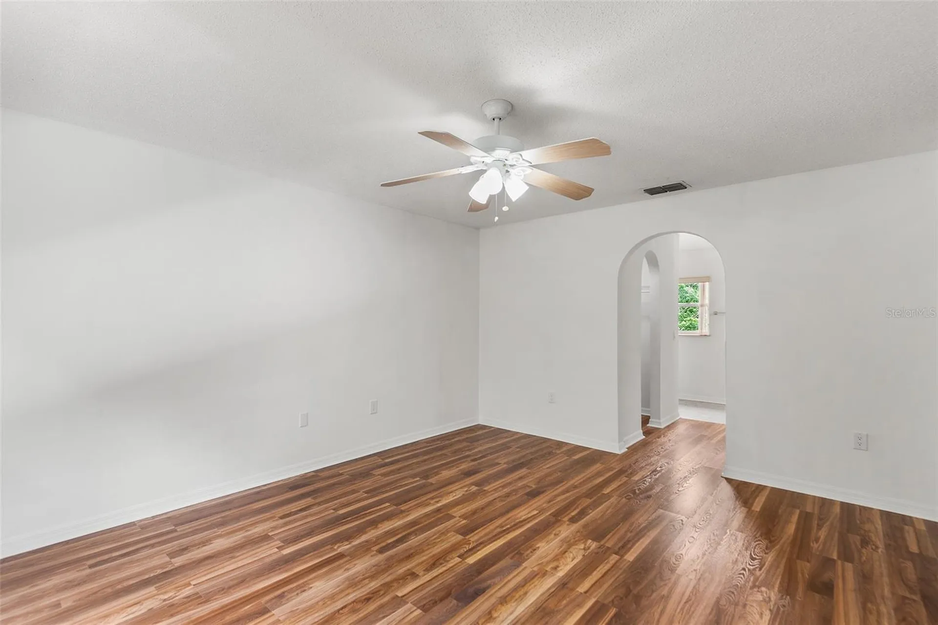 803 Mountbatten Lane Kissimmee FL 34758