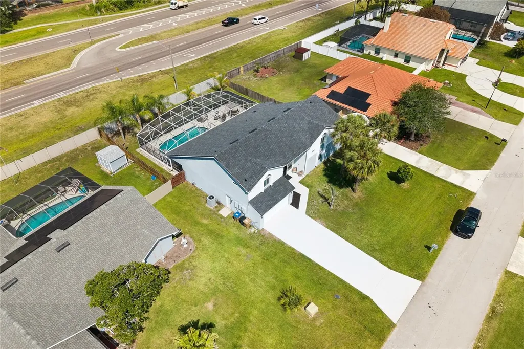 2484 Albany Drive Kissimmee FL 34758