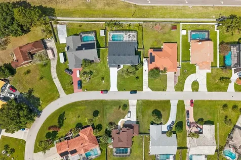 2484 Albany Drive Kissimmee FL 34758