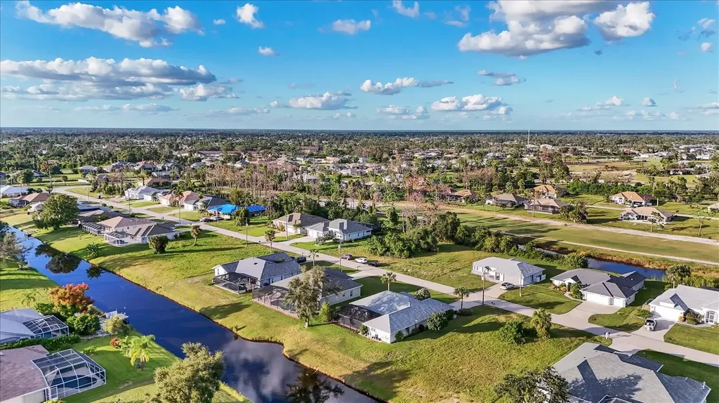 25 Fairway Road Rotonda West FL 33947
