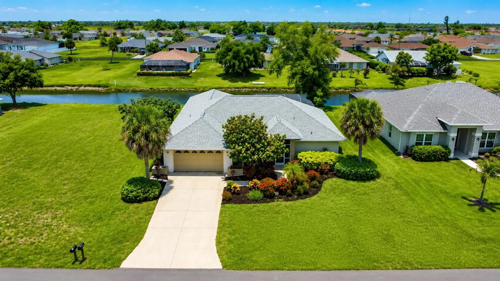 25 Fairway Road Rotonda West FL 33947