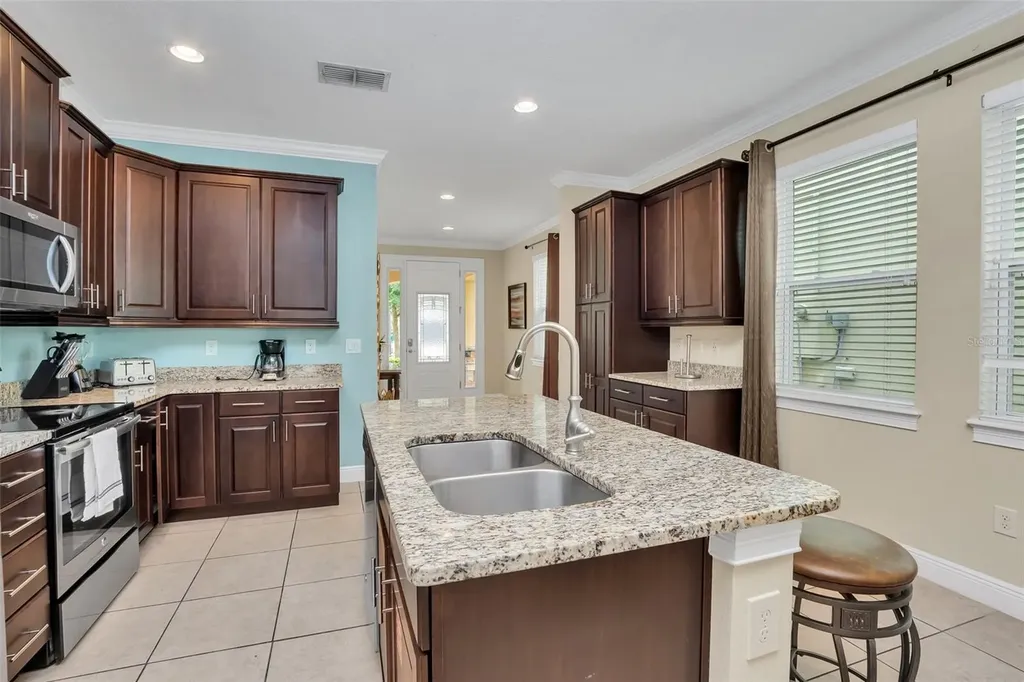 450 Novi Path Kissimmee FL 34747
