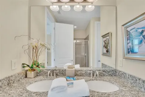 450 Novi Path Kissimmee FL 34747