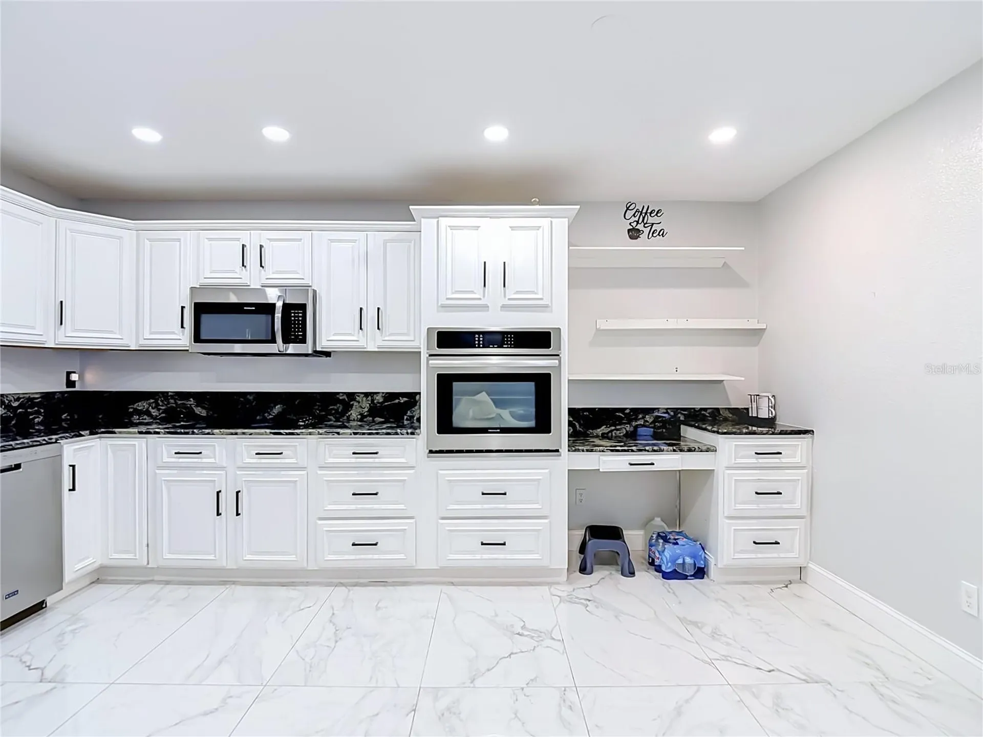 8725 Bay Pointe Drive Tampa FL 33615