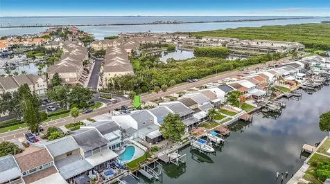 8725 Bay Pointe Drive Tampa FL 33615