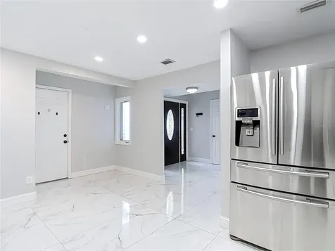 8725 Bay Pointe Drive Tampa FL 33615