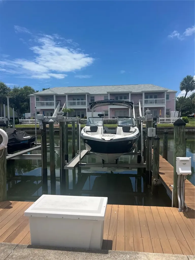 00 Coquina Key Drive SE St Petersburg FL 33705