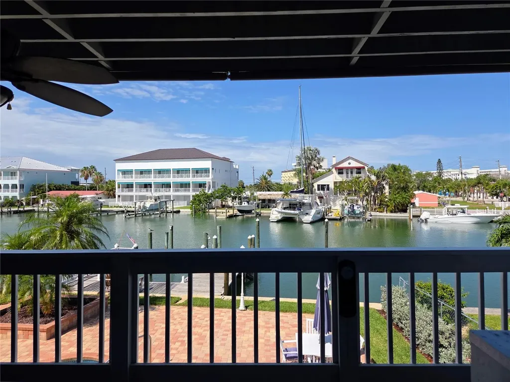 11820 Capri Circle S Treasure Island FL 33706