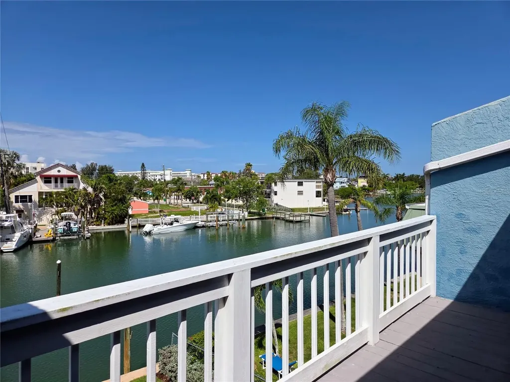 11820 Capri Circle S Treasure Island FL 33706