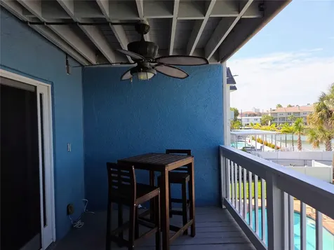 11820 Capri Circle S Treasure Island FL 33706