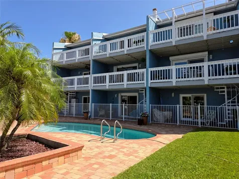11820 Capri Circle S Treasure Island FL 33706