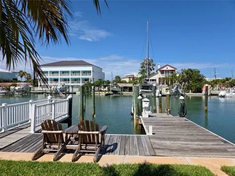 11820 Capri Circle S Treasure Island FL 33706