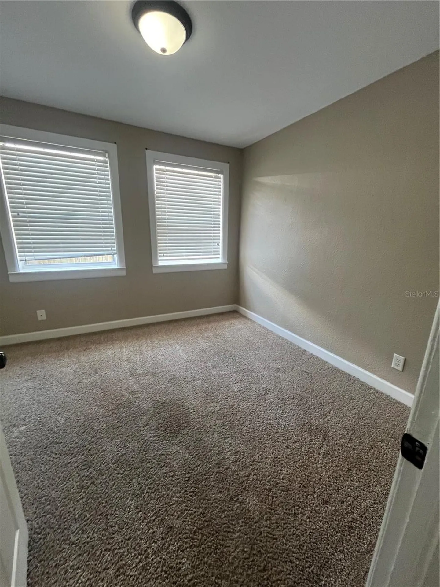 949 N Grandview Street Mount Dora FL 32757