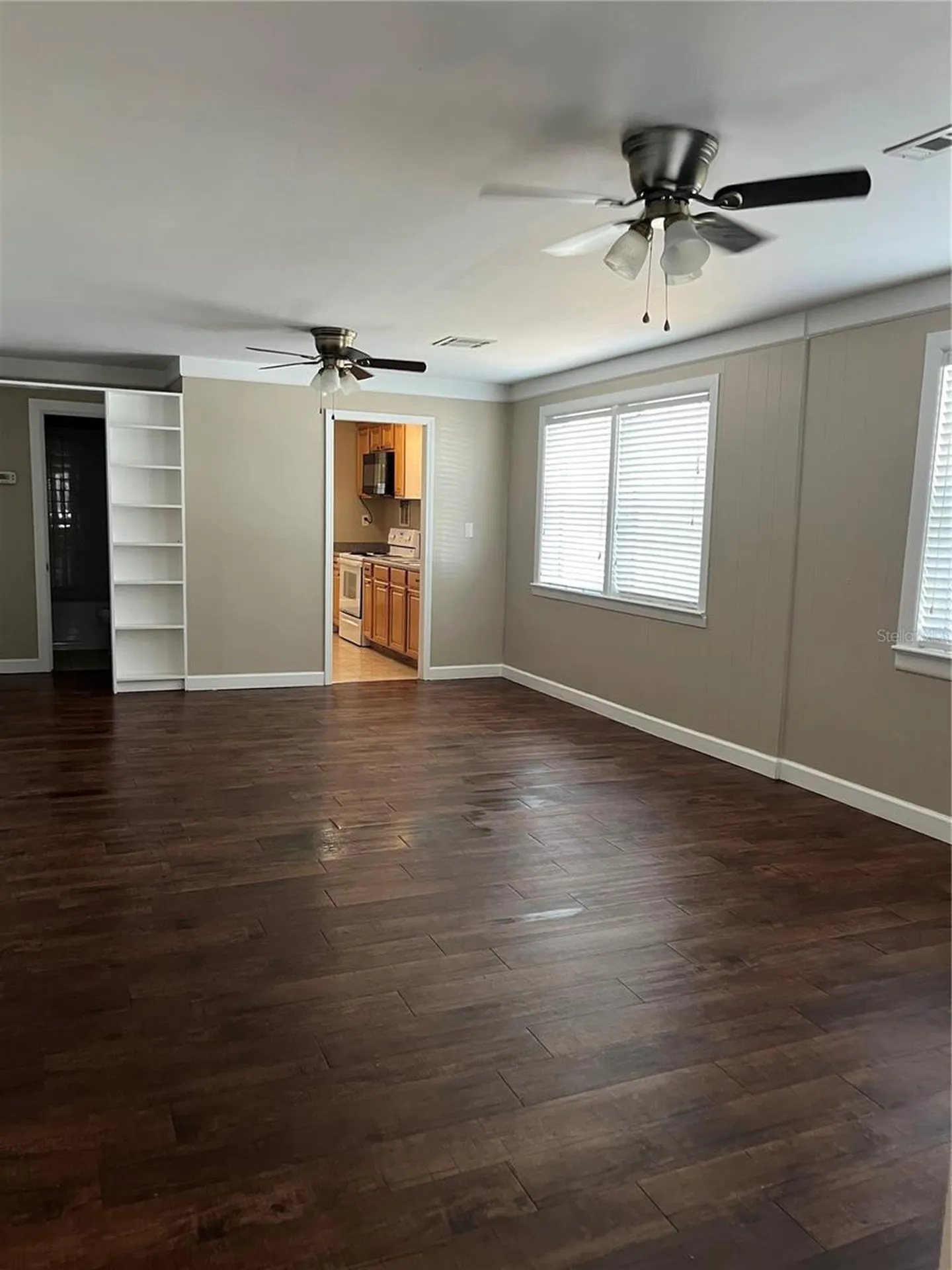949 N Grandview Street Mount Dora FL 32757