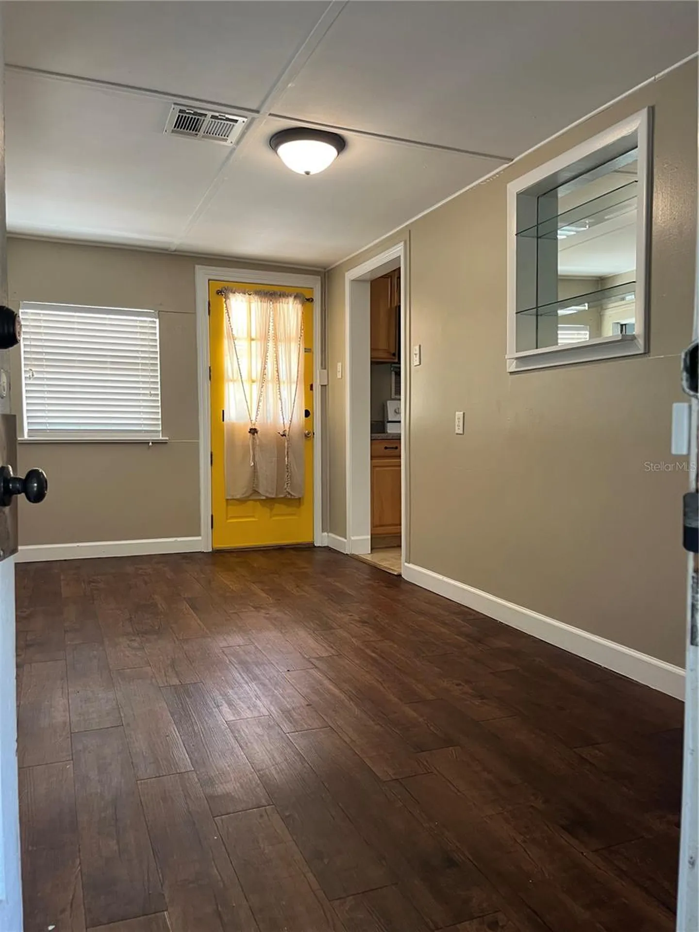 949 N Grandview Street Mount Dora FL 32757