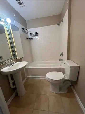 949 N Grandview Street Mount Dora FL 32757