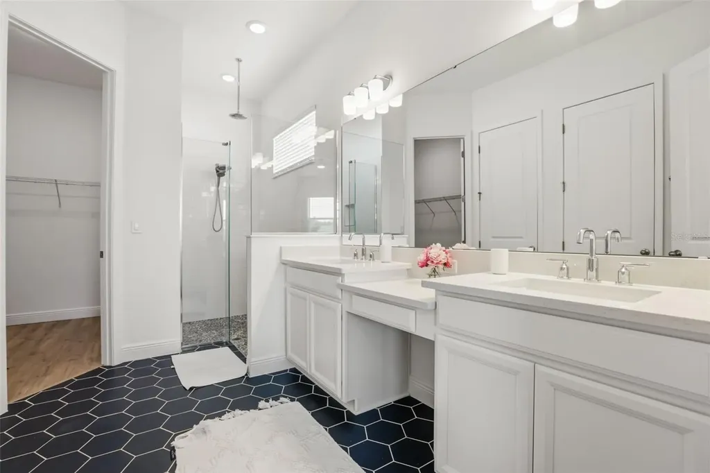 16000 Volterra Point Bella Collina FL 34756