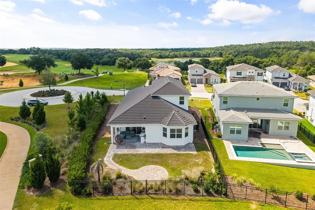 16000 Volterra Point Bella Collina FL 34756
