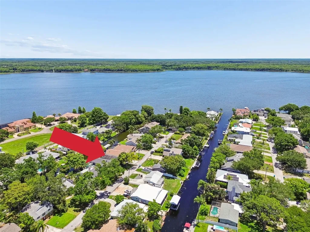 3141 N Canal Drive Palm Harbor FL 34684