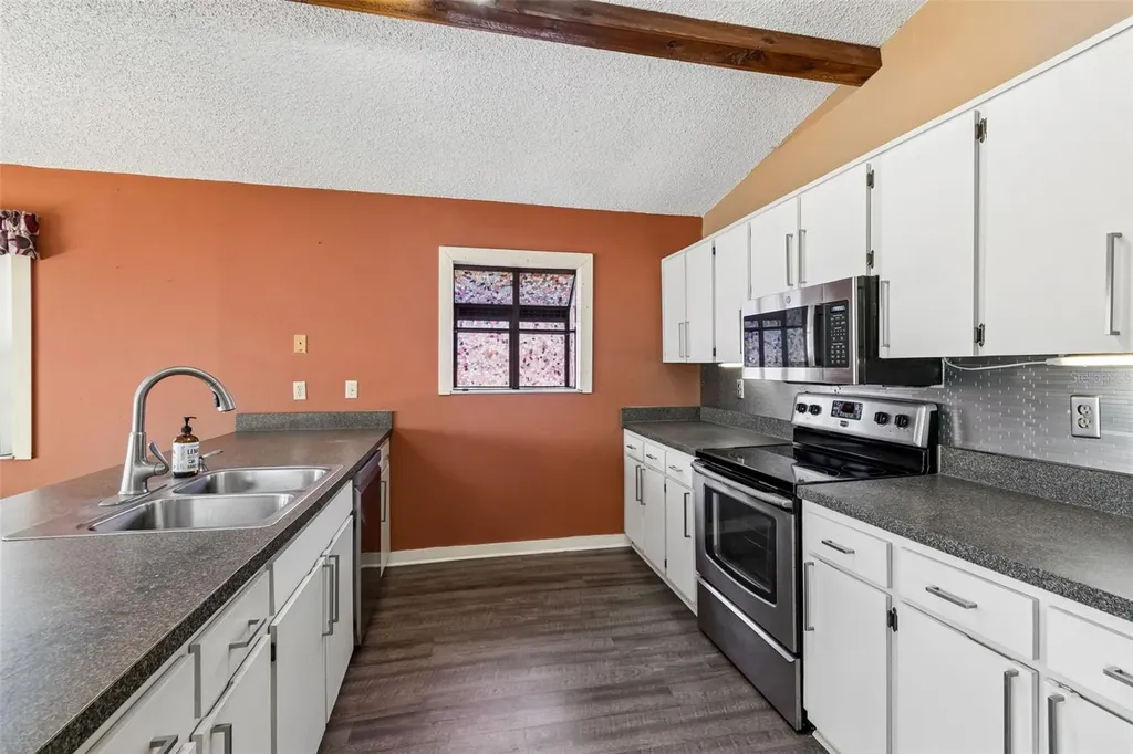 3141 N Canal Drive Palm Harbor FL 34684