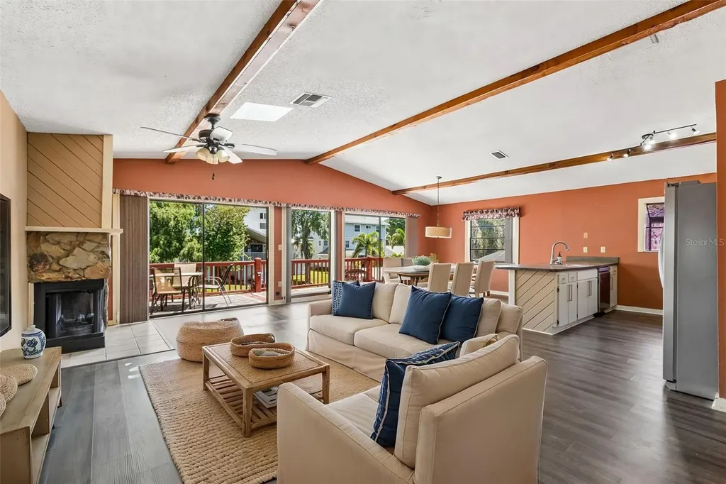 3141 N Canal Drive Palm Harbor FL 34684