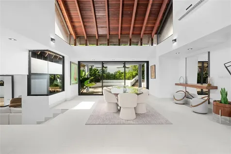 58 C Guaynabo PR 00969