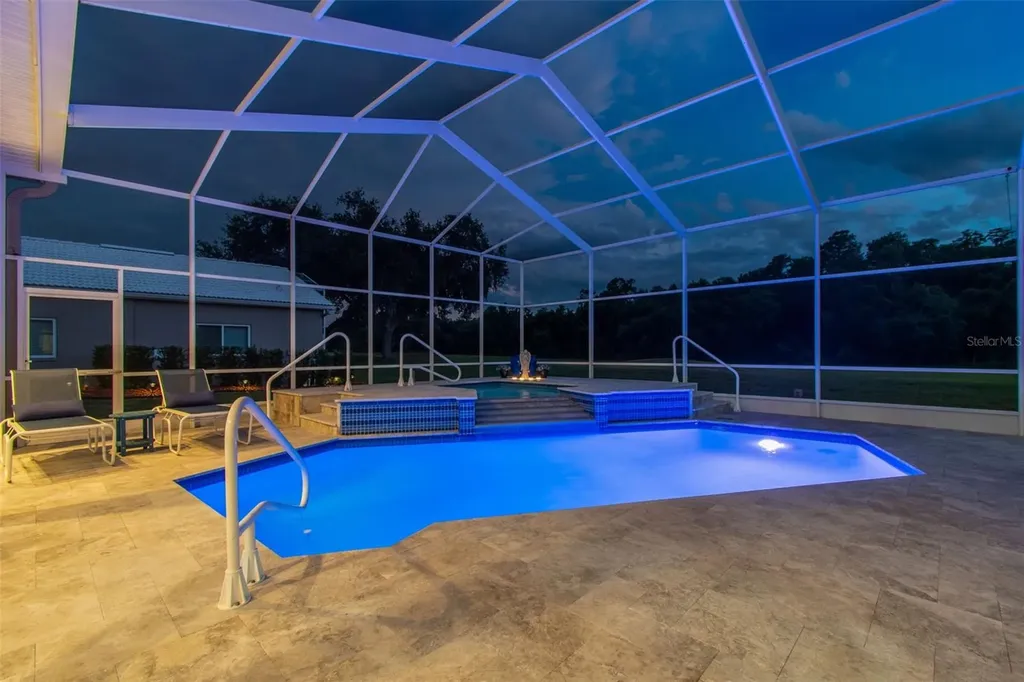 438 Tall Oak Trail Tarpon Springs FL 34688