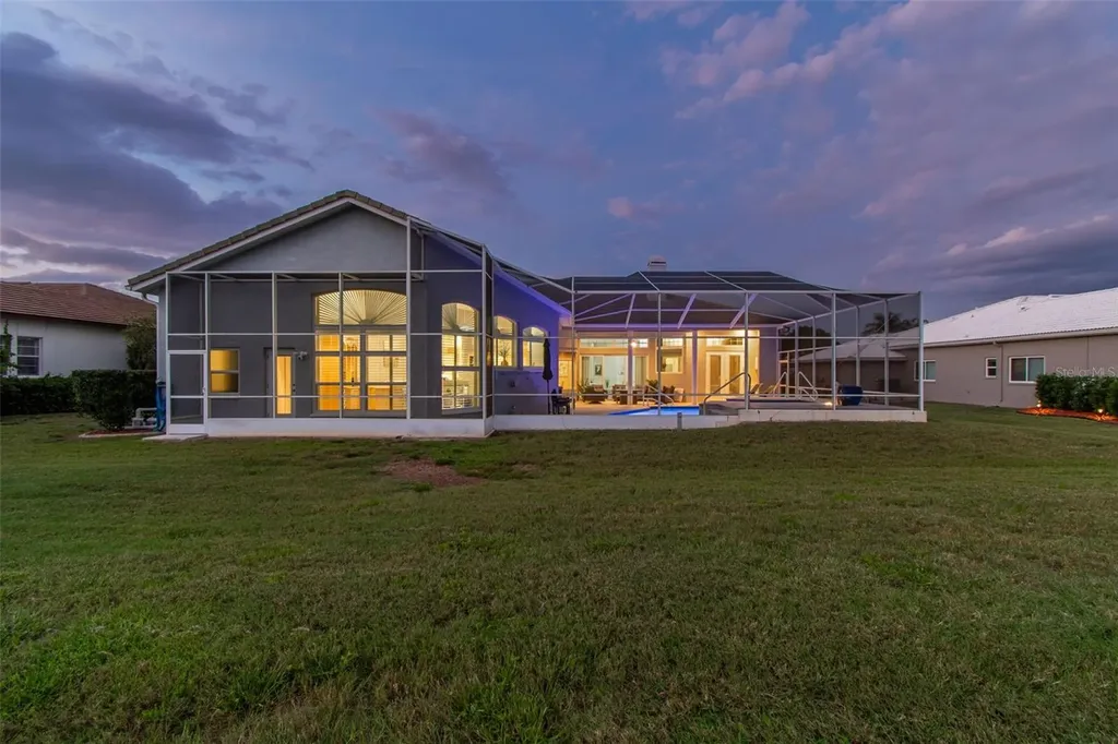 438 Tall Oak Trail Tarpon Springs FL 34688