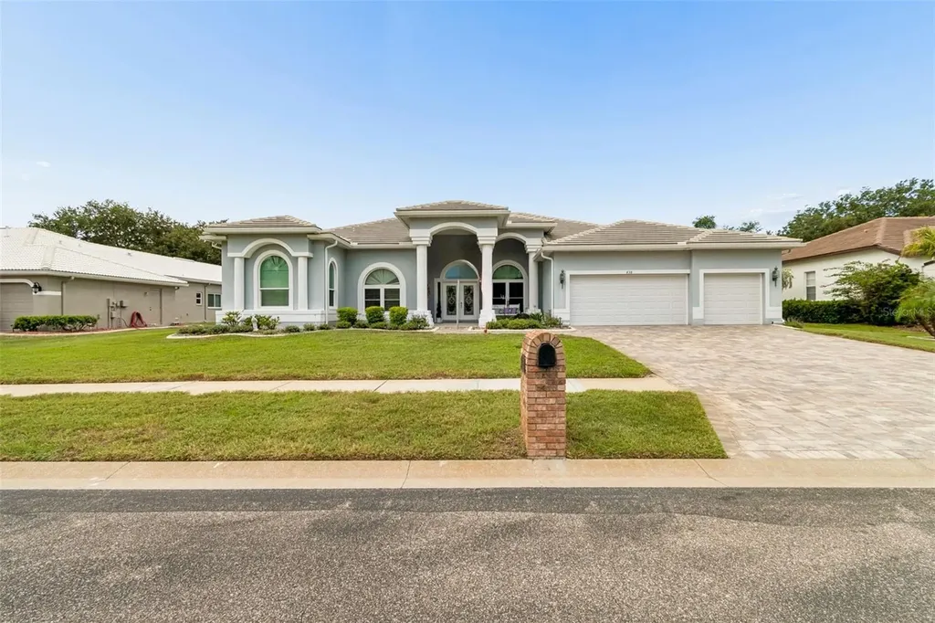 438 Tall Oak Trail Tarpon Springs FL 34688