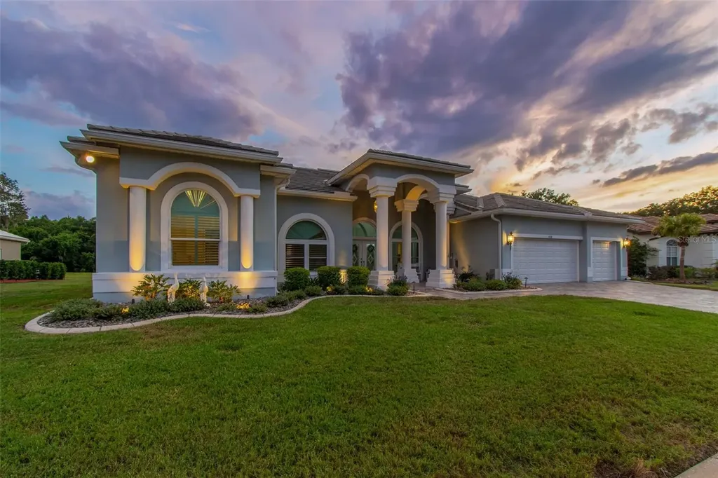 438 Tall Oak Trail Tarpon Springs FL 34688