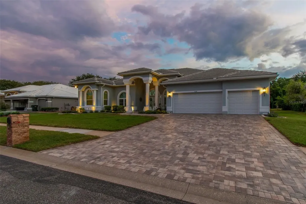 438 Tall Oak Trail Tarpon Springs FL 34688