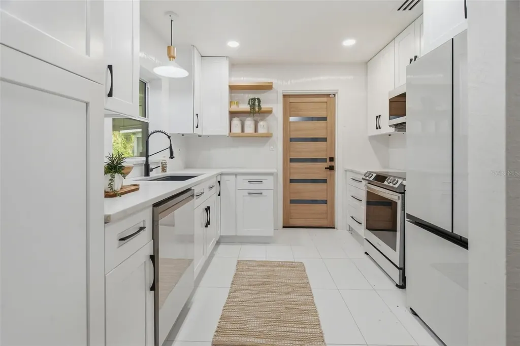 832 Thalia Drive Orlando FL 32807