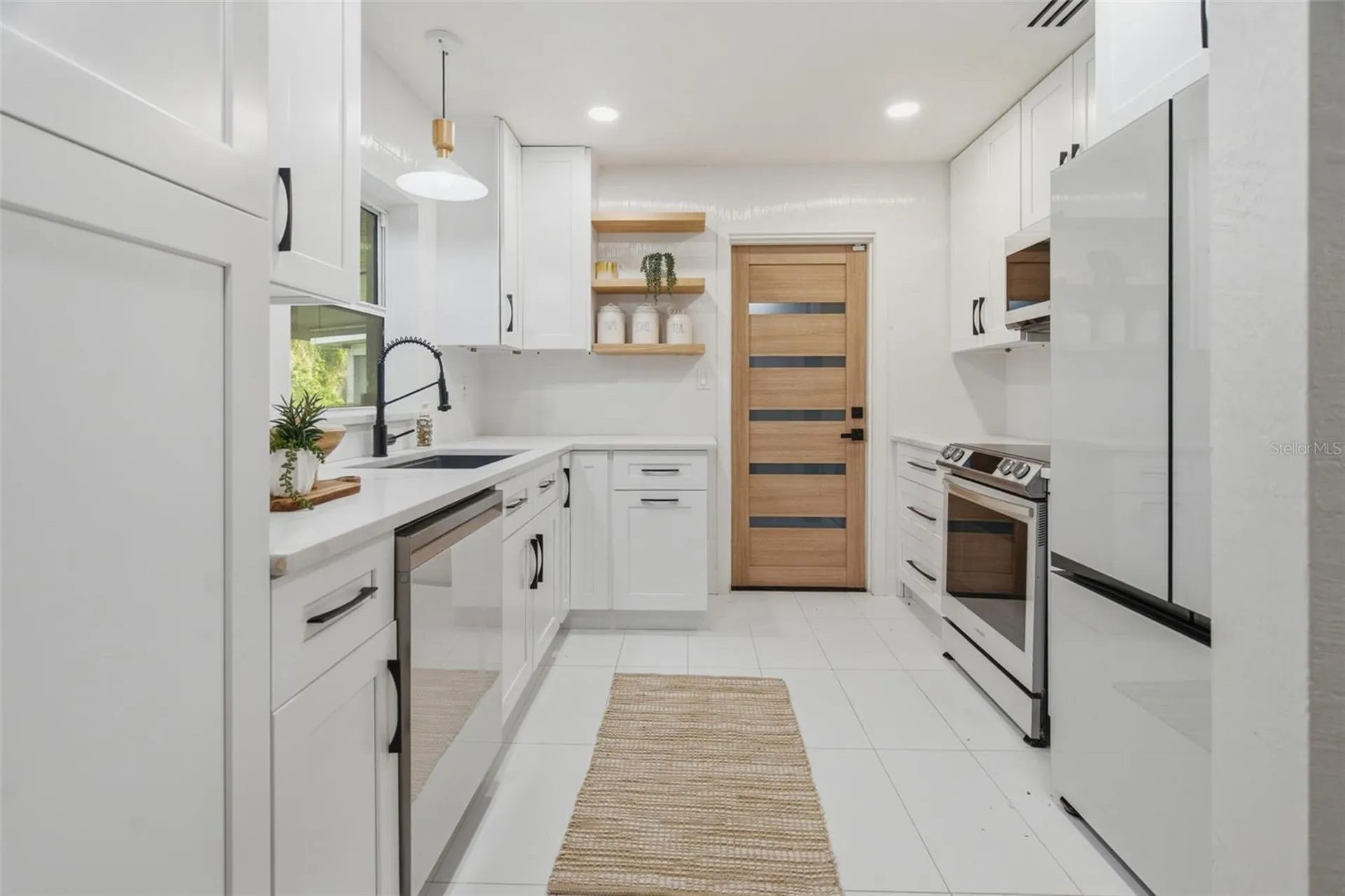 832 Thalia Drive Orlando FL 32807
