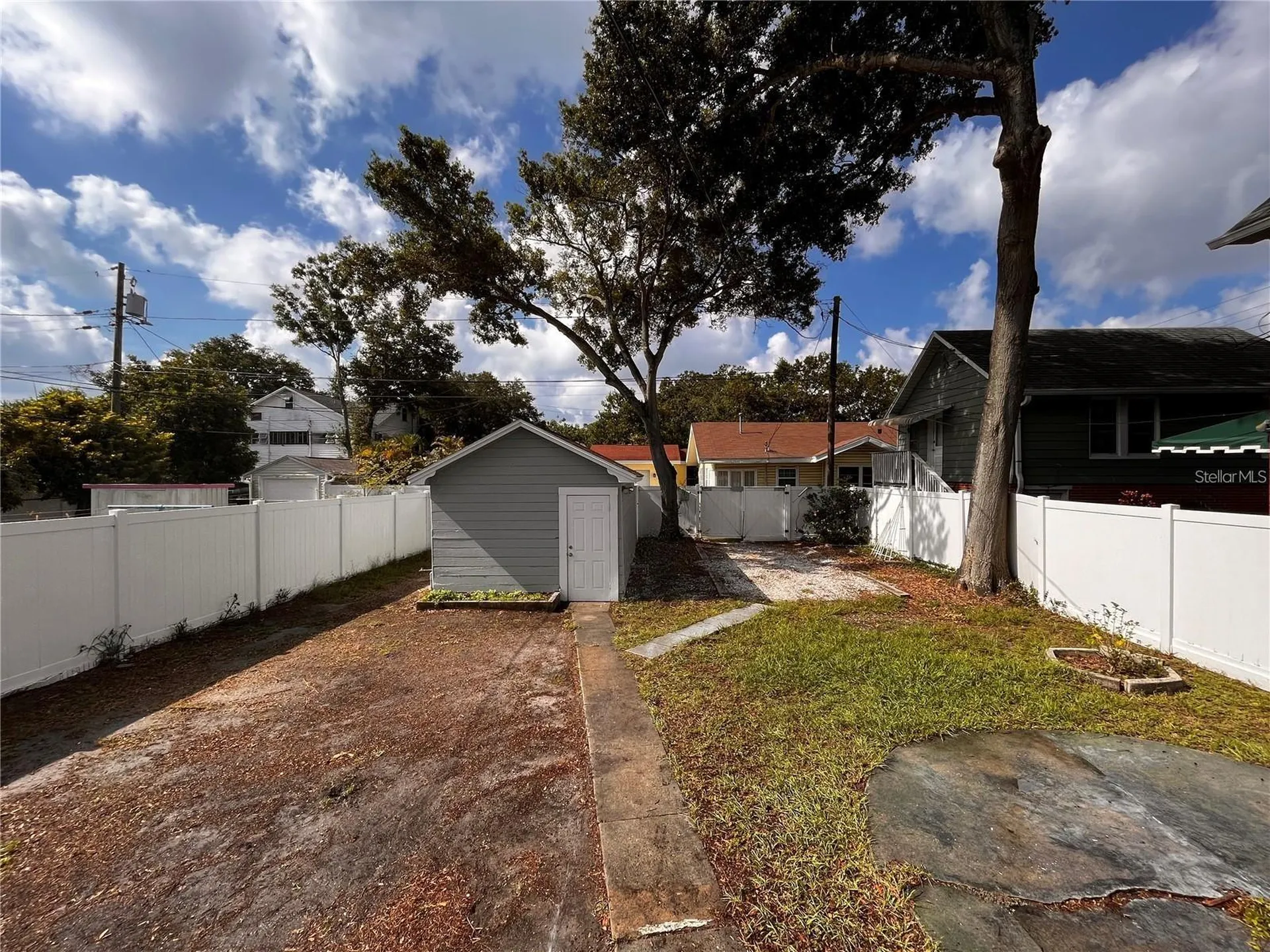 1136 19th Avenue N St Petersburg FL 33704