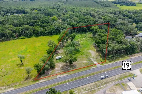 14621 NW Highway 19 Chiefland FL 32626