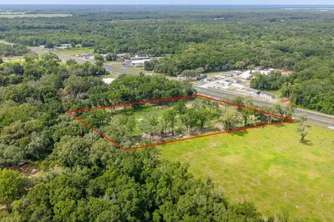 14621 NW Highway 19 Chiefland FL 32626