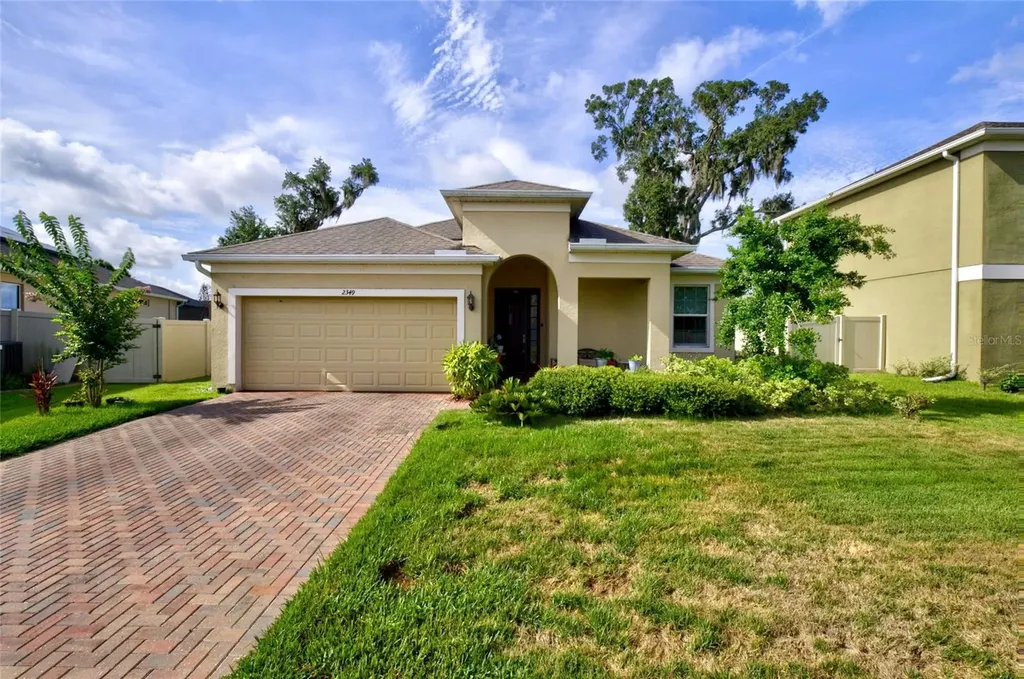 2349 Jernigan Loop Kissimmee FL 34746