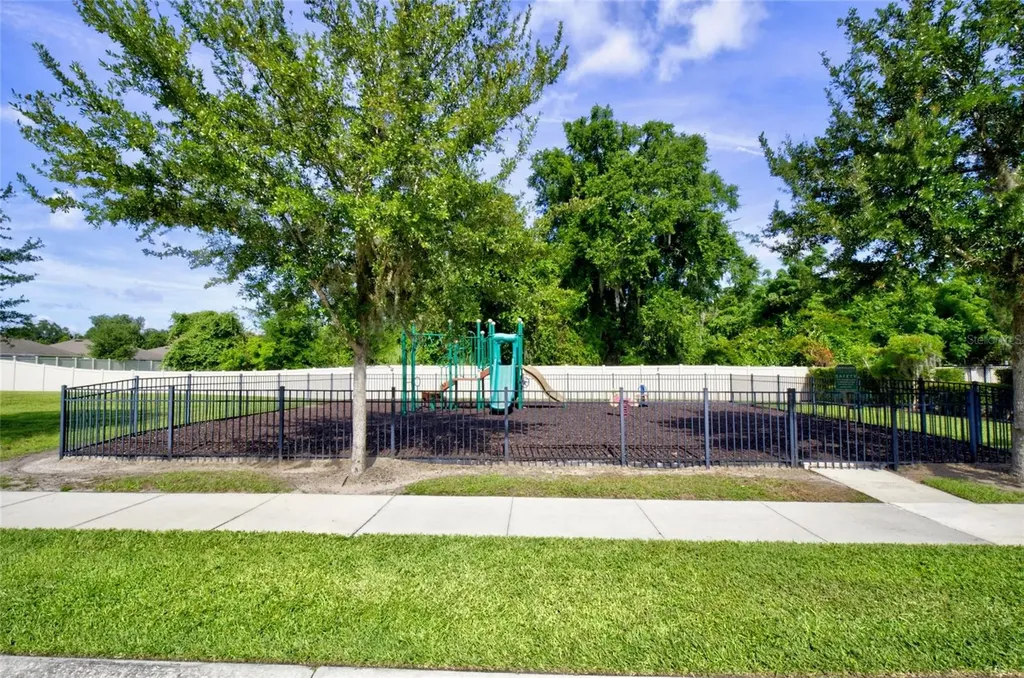 2349 Jernigan Loop Kissimmee FL 34746