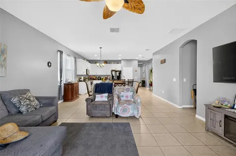 2349 Jernigan Loop Kissimmee FL 34746